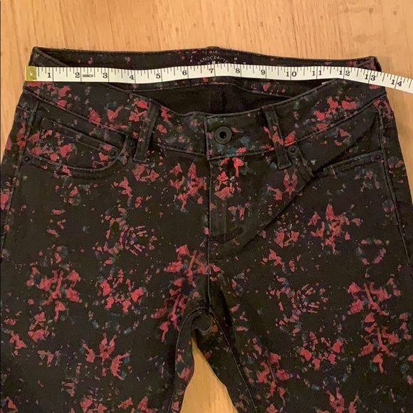 Lolita Capri black with splash paint - Picture 3 of 3